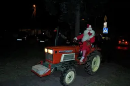 Bus įžiebta beveik dešimtis Kalėdų eglių