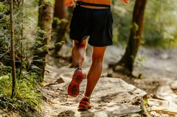 3 dalykai, į kuriuos reikia atsižvelgti perkant bėgimo batelius