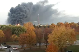 Į gaisravietę kreipiamas geriamasis vanduo, jo neturės ne tik Putinų g. gyventojai