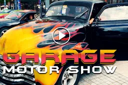 Rotušės aikštėje – išskirtinių automobilių šou