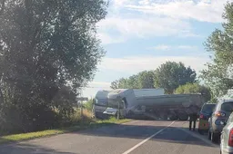 Dėl avarijos buvo uždarytas eismas prie Alytaus