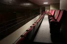 Atnaujinta didžioji AKKC salė - atidaryta