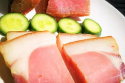 Mokesčių inspektoriai tikrina, ar prekiaujantieji mėsa ir jos gaminiais išduoda kasos čekius