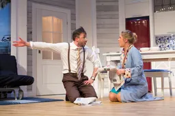 Komedija, sukelsianti tikrą audrą visose tradicinėse šeimose