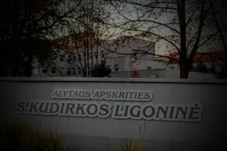 Daugiausia koronaviruso protrūkių Alytaus mieste – ligoninėje, mokykloje ir įmonėse