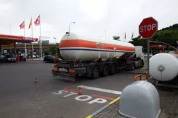 Kol Gedimino 11 sapalioja, kad “rinka viską sutvarkys”, JK  Konkurencijos ir rinkų tarnyba imasi veiksmų