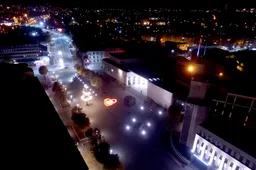 Rotušės aikštėje – širdis iš beveik 2 tūkstančių žvakučių