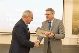 Rajono bibliotekininkai apdovanoti Seimo ir Kultūros ministerijos padėkomis