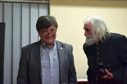 Alytaus Šekspyro mylėtojai jo klausėsi sausakimšoje salėje