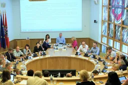 Naujoje Alytaus miesto tarybos daugumoje - 14 iš 27 politikų: 11 piliečių, 2 liberalai ir 1 darbietis