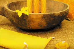 Muziejininkai šeimas kviečia į žvakių liejimo popietę