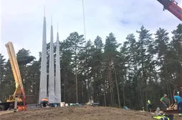 Druskininkai stato naujuosius „vartus“ su „gyvu“ kurorto herbu