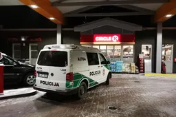 Muštynės Alytaus degalinėje - dėl užleistos eilės