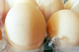 Velykos artėja, specialistai pataria skaityti užrašus, kuriais ženklinami kiaušiniai