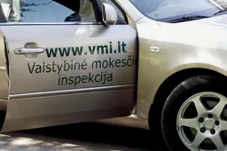 Deklaravimas vietoje pavasario finišuos vasarą