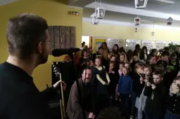 Mokyklos pertraukų tylą roko kūrėjai keičia muzika