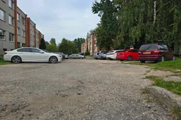 Gyventojams – naujos aikštelės automobiliams