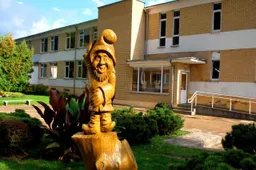 Mokyklos gali lengviau atsikvėpti: kol kas pertvarkų nebus