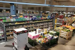 Kaip prekybos centrai, parduotuvės šventmečiu dirba Alytaus mieste