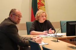 Mokiniai valgys kitaip, bet silkės kotletų nebus