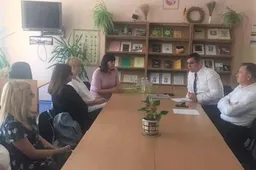 Pirmojo Alytaus bendruomenė nori gimnazijos