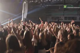 Lietuvoje apriboti renginiai, susibūrimai, parduotuvės pirkėjams skaičiuos plotą