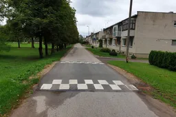 Įrenginėjami greitį mažinantys kalneliai