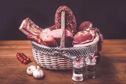 Brangsta kiauliena, galimas ir dešrų, dešrelių kainų augimas