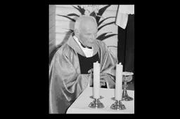 Mirė buvęs Alovės ir Punios klebonas