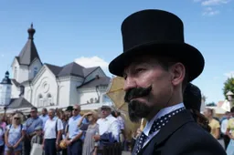 Į švenčiančią Merkinę sugrįžo prezidentas Antanas Smetona