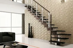 Kaip sutaupyti įsirenginėjant turėklus?