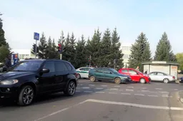 Prašomi atsiliepti BMW ir „Peugeot“ avarijos Putinuose liudininkai