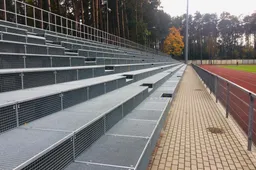 Fanai vėl sirgs savo tribūnoje, ji tiks ir transliacijoms