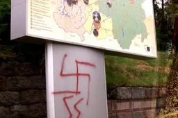 Šalia Miroslavo žiedo – nacių simboliai