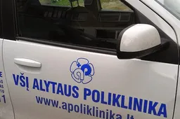 Kas turi mokėti už medikų apsaugos priemones – jų darbdaviai ar pacientai?