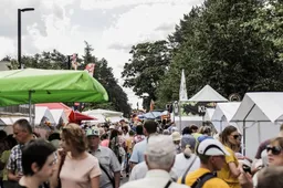 Alytiškiai ir miesto svečiai švenčia miesto gimtadienį