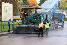 Daugų seniūnijoje tvarkomos gatvės ir keliai