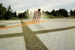 Sumanymas Alytuje statyti paminklą partizanams nejuda iš vietos