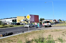 Ieškomi „Toyota“ automobilio ir „Kawasaki“ motociklo avarijos liudininkai