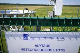 Dėl karštų orų stabdomas mokymo procesas mokyklose