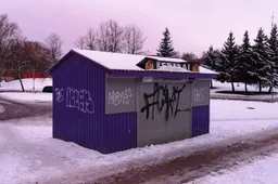 „Topoliuką“ prašo nusikelti, jeigu ne – nukels