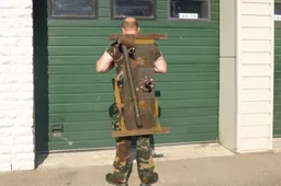 Pasieniečiai sulaikė ir kontrabandą, ir cigarečių perkėlimo per sieną įrenginį