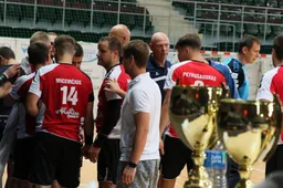 „Varsos-Stronglaso“ ekipa sezoną pradeda pirma