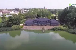 Dvaro vietoje ketina statyti menų mokyklą