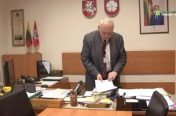 V. Valūnas: „... Laikas vienu smūgiu padaryti švietimo tinklo pertvarką"