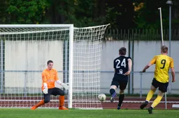 „Vidzgirio” pergalę nukalė pusę įvarčių pelnęs A. Kariniauskas