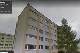 Dauguose nepilnametis stovyklautojas iškrito pro bendrabučio langą