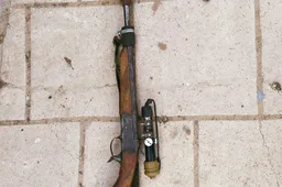 Pas vyrą kaime rastas savadarbis, neteisėtai laikytas šaunamasis ginklas