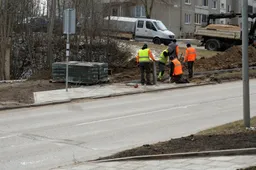 Šalia Jotvingių gimnazijos – dvi naujos stotelės