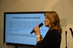 Pamokos vyks interneto konferencijų būdu, užsiėmimai socialiniuose tinkluose jau vyksta
